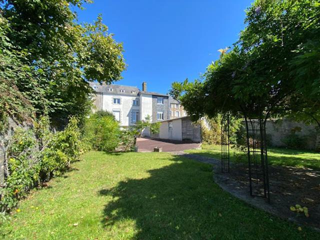 Vente Maison 6 pièces 285.15 m2 Avranches