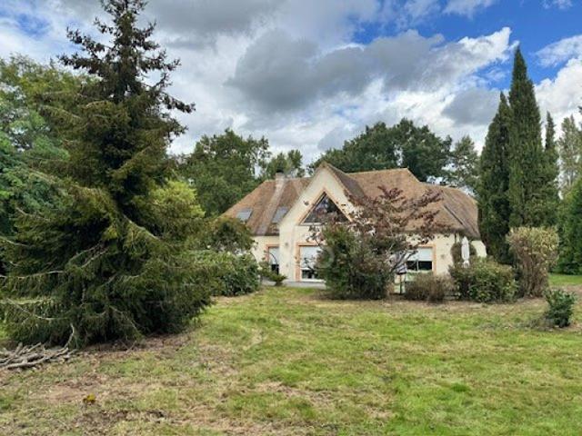 Vente Maison 6 pièces 280 m2 Saint Gatien des Bois