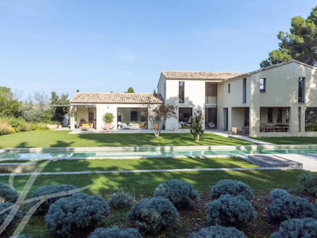 Vente Maison 6 pièces 295 m2 Eygalières