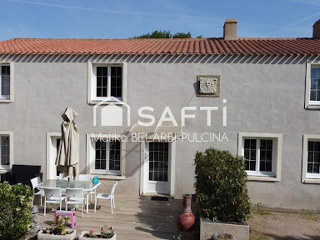 Vente Villa 6 pièces 297 m2 Chateau d'olonne
