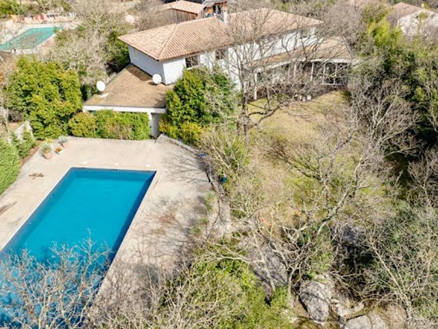 Vente Maison 6 pièces 324 m2 Saint Martin de Londres