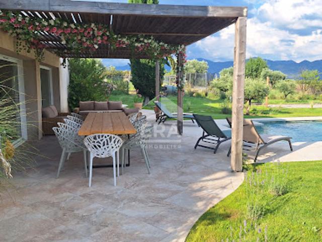 Vente Maison 6 pièces 330 m2 Château Arnoux Saint Auban
