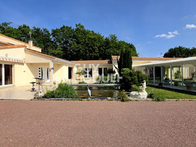 Vente Maison 6 pièces 370 m2 Etaules