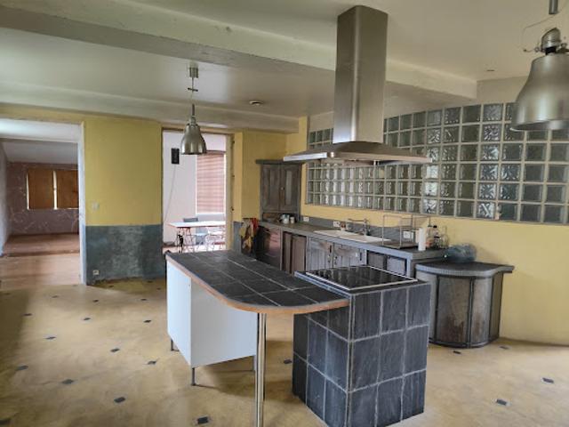 Vente Maison 6 pièces 406 m2 Orbigny