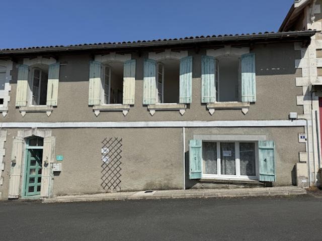 Vente Maison 6 pièces 79 m2 Saint severin