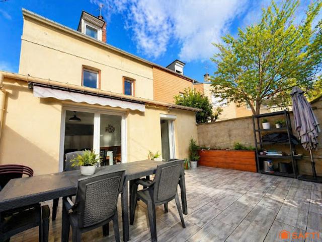 Vente Maison 6 pièces 80 m2 Deville les rouen