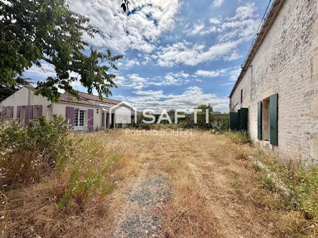 Vente Maison 6 pièces 81 m2 Fontenay le Comte