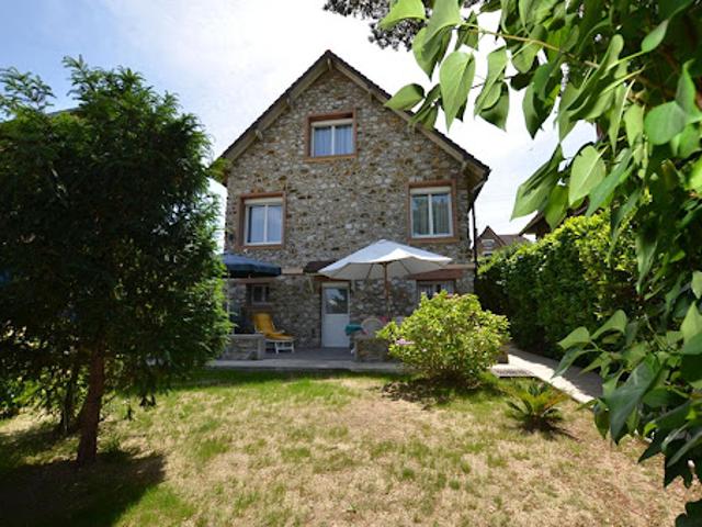 Vente Maison 6 pièces 84 m2 Sainte genevieve des bois