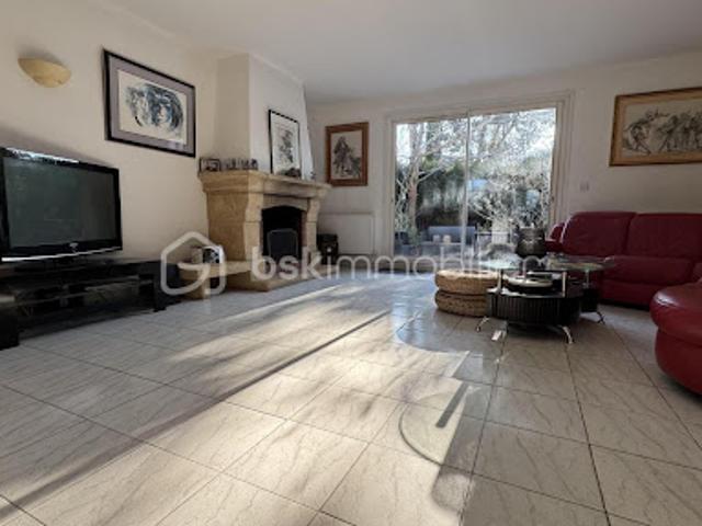 Vente Maison 6 pièces 90 m2 Saint Germain lès Corbeil