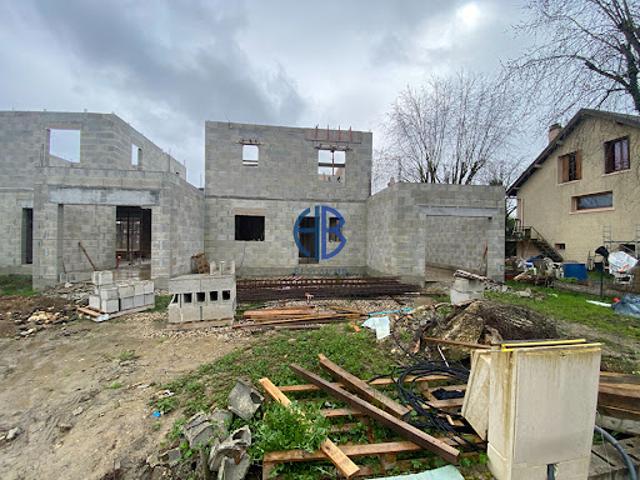 Vente Maison 6 pièces 95 m2 Morestel