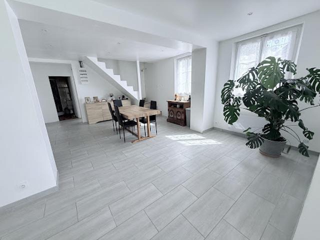 Vente Maison 6 pièces 98.35 m2 Cuts