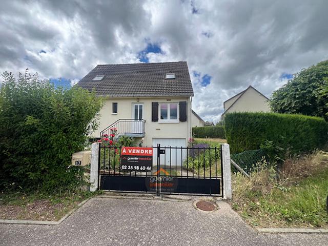 Vente Maison 5 pièces 99 m2 Saint Ouen de Thouberville