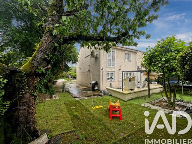Vente Maison 6 pièces 99 m2 Villiers le Bel