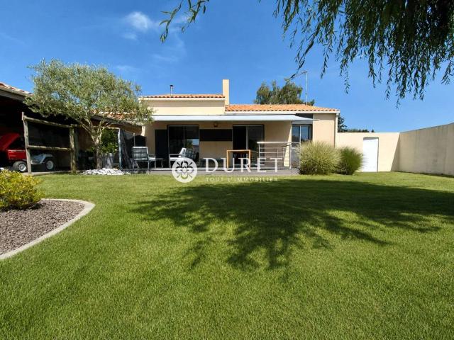 Vente maison 6 pièces Coëx 85