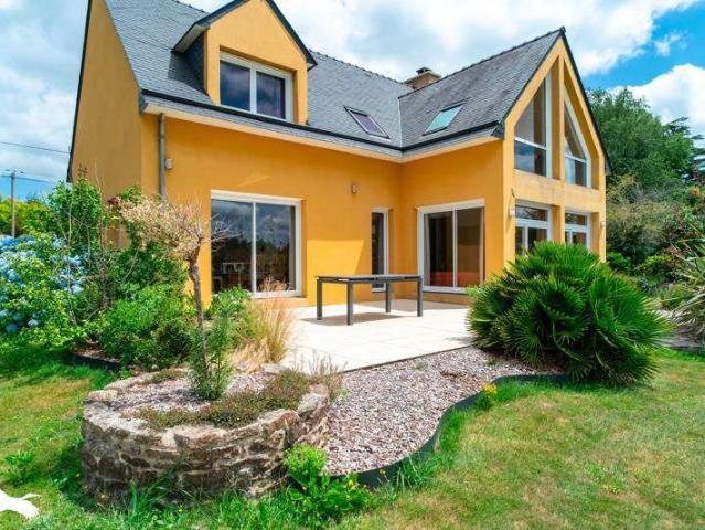 Vente maison 6 pièces Coray 29