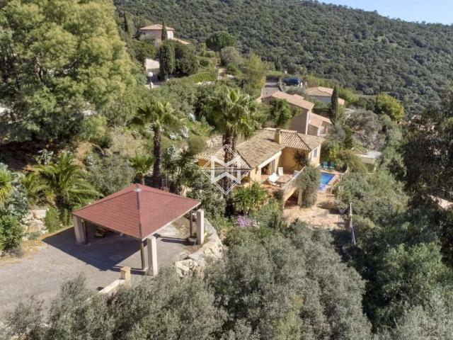 Vente maison 6 pièces Cavalaire sur Mer 83