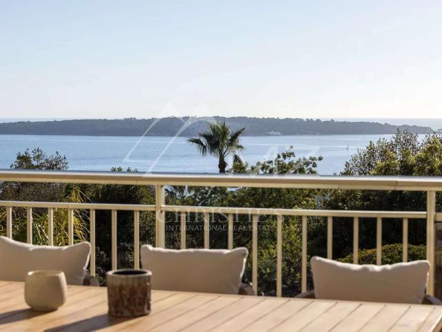 Vente maison 6 pièces Cannes 06
