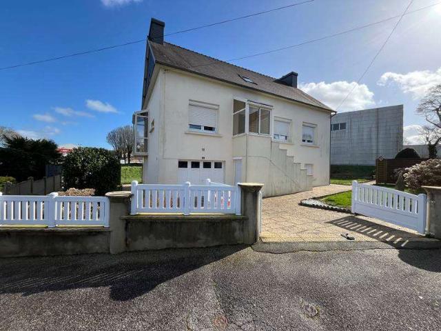 Vente maison 6 pièces Carhaix Plouguer 29
