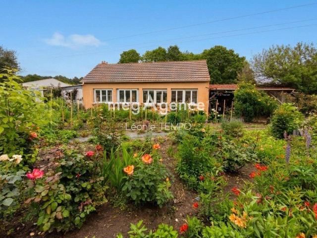 Vente maison 6 pièces Changé 72