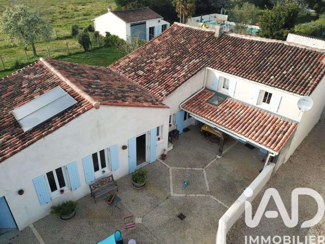 Vente maison 6 pièces Chaniers 17
