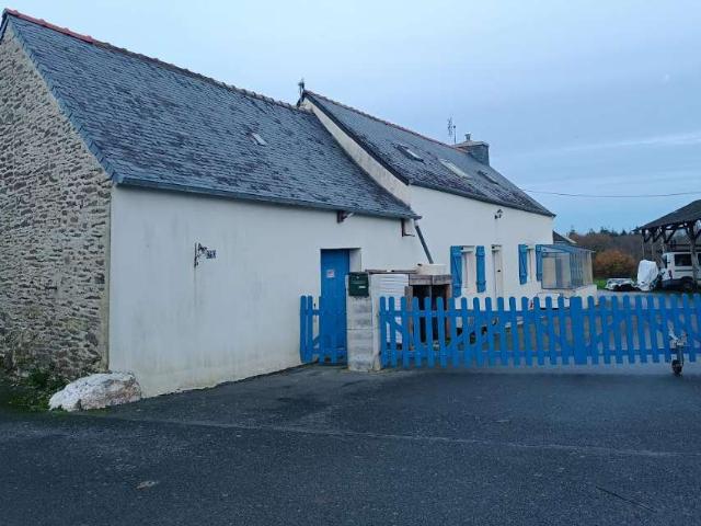 Vente maison 6 pièces Cléden Poher 29