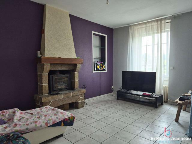 Vente maison 6 pièces Ambrières les Vallées 53
