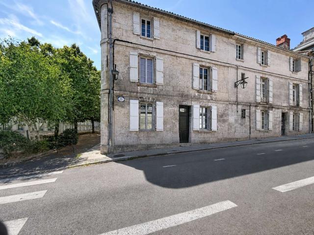 Vente maison 6 pièces Angoulême 16