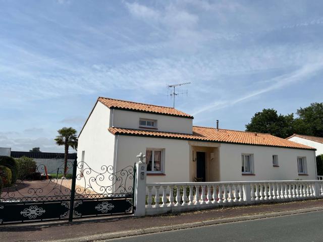 Vente maison 6 pièces Aizenay 85