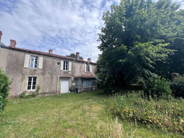 Vente maison 6 pièces Beaulieu sous la Roche 85