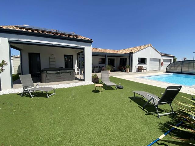 Vente maison 6 pièces Brem sur Mer 85