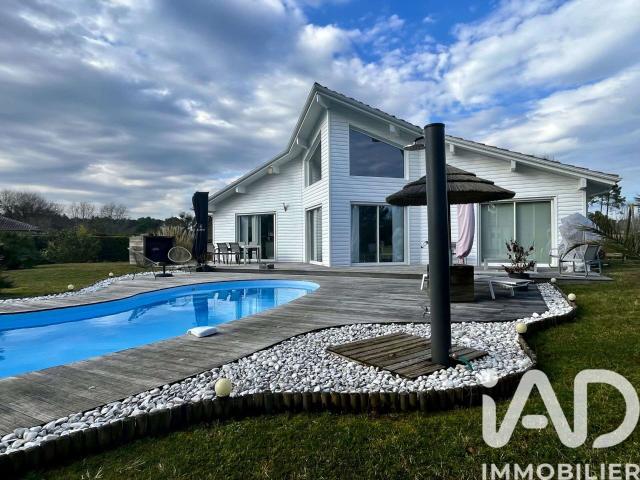 Vente maison 6 pièces Gourbera 40