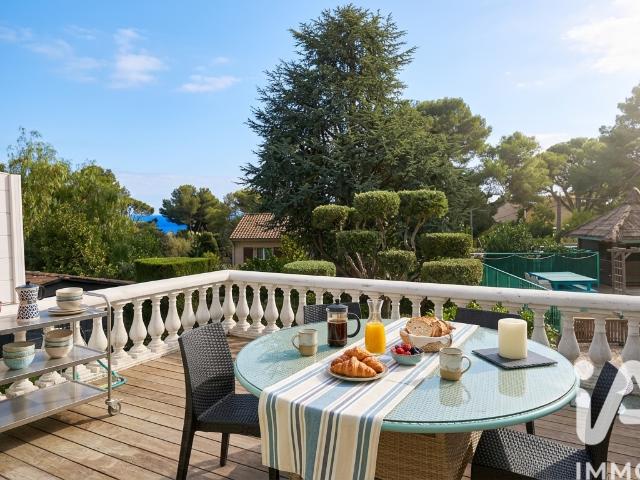 Vente maison 6 pièces Giens 83