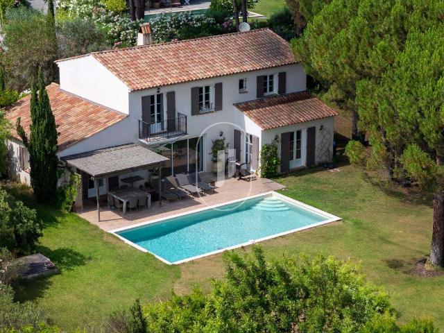 Vente maison 6 pièces Grimaud 83
