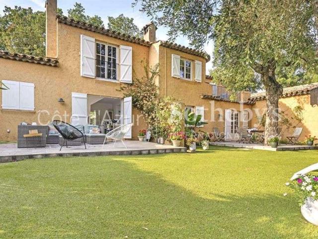 Vente maison 6 pièces Grimaud 83