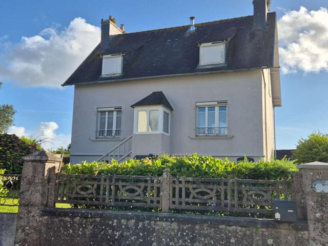 Vente maison 6 pièces Guimiliau 29