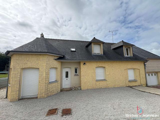 Vente maison 6 pièces Fougerolles du Plessis 53