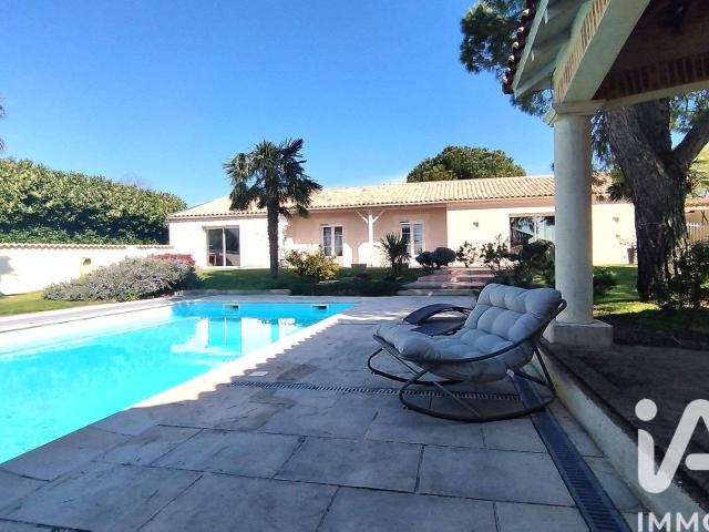 Vente maison 6 pièces Fontenay le Comte 85