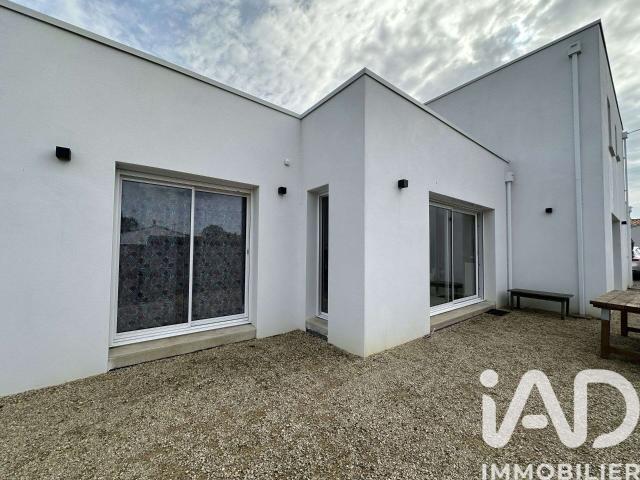 Vente maison 6 pièces Longeville sur Mer 85