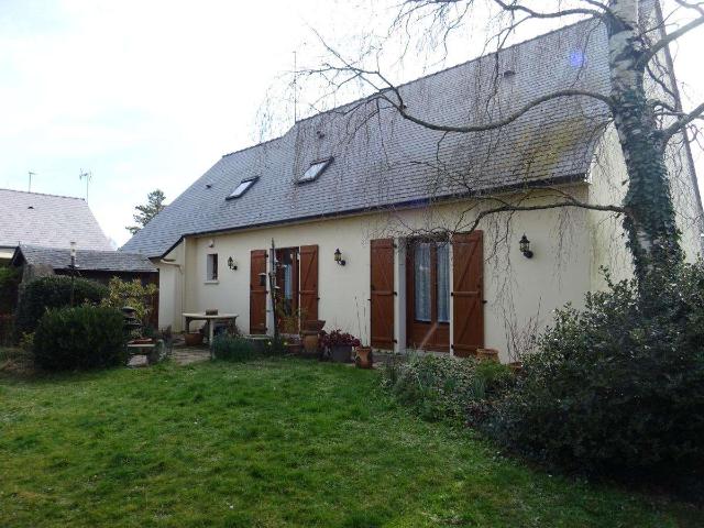 Vente maison 6 pièces Laval 53