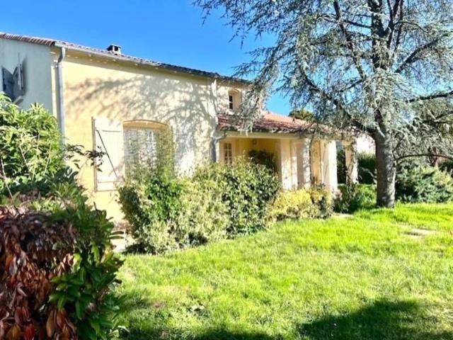 Vente maison 6 pièces La Chapelle des Pots 17