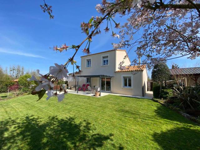Vente maison 6 pièces La Châtaigneraie 85
