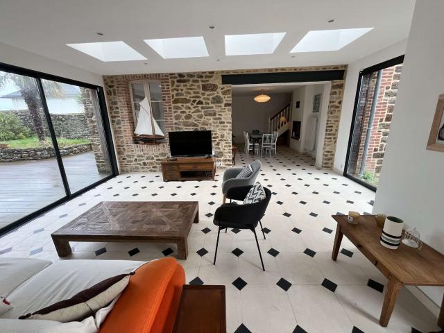 Vente maison 6 pièces La Gouesnière 35
