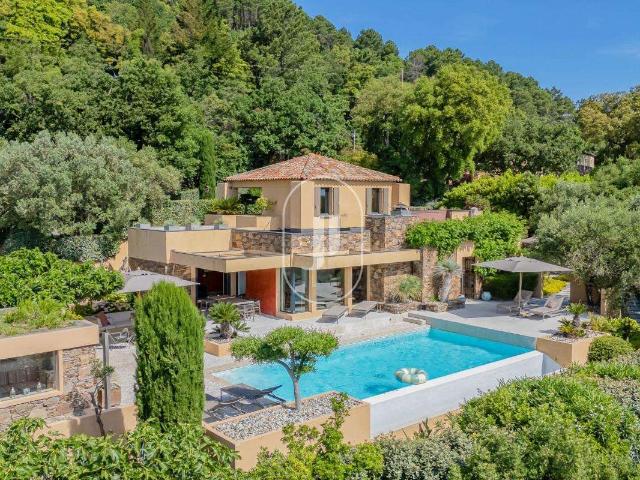Vente maison 6 pièces La Garde Freinet 83