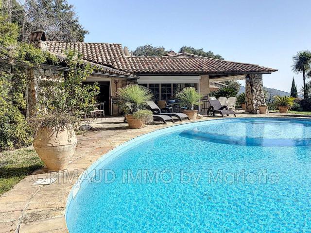 Vente maison 6 pièces La Garde Freinet 83
