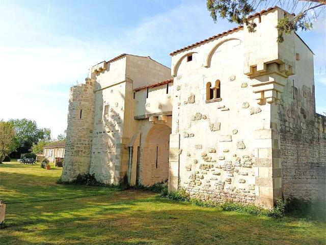 Vente maison 6 pièces La Rochelle 17