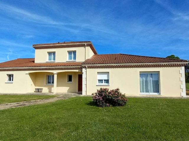 Vente maison 6 pièces Lanouaille 24