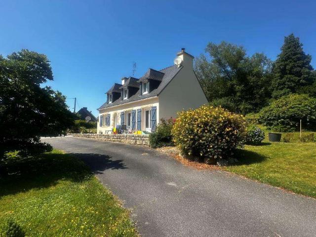 Vente maison 6 pièces Lanvénégen 56
