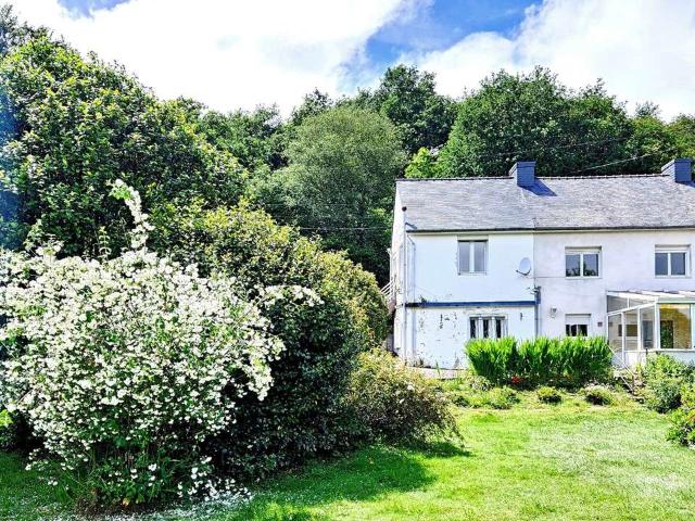 Vente maison 6 pièces Lanvénégen 56