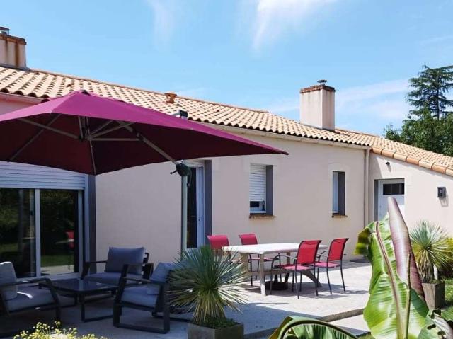 Vente maison 6 pièces Le Cellier 44