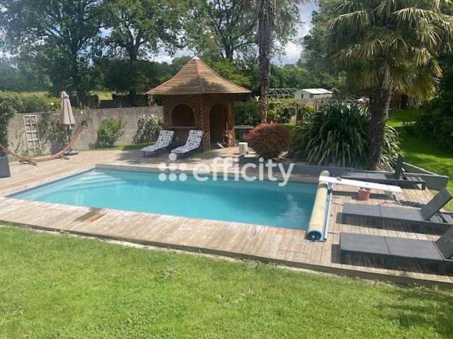 Vente maison 6 pièces Le Cellier 44